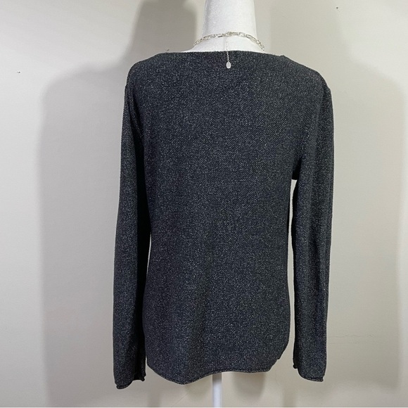 H & M zz med sweater in a black heather rounded neckline - Picture 9 of 13